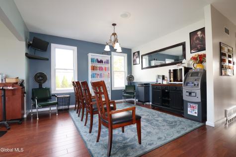 2732 Guilderland Avenue Schenectady NY 12306