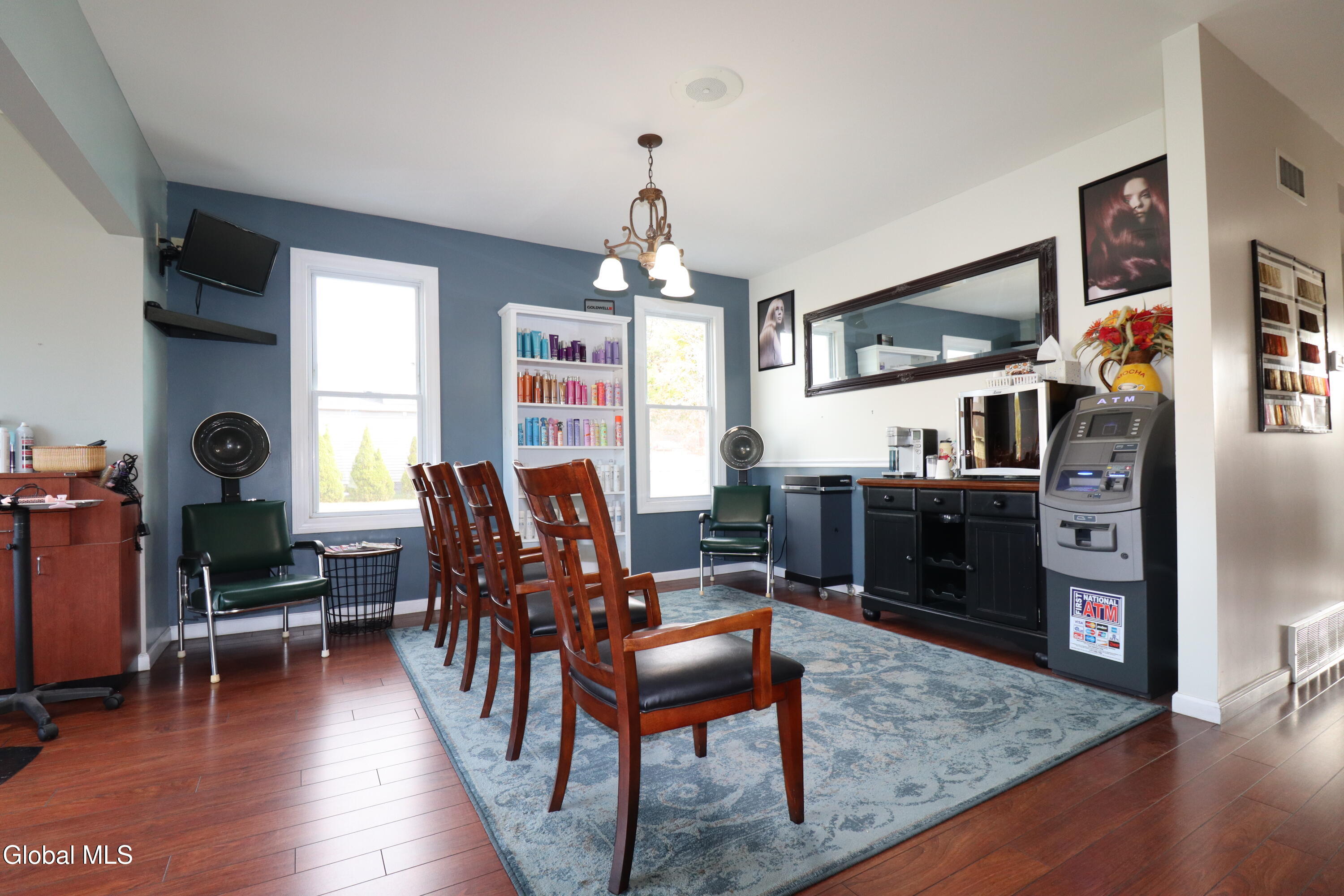 2732 Guilderland Avenue Schenectady NY 12306