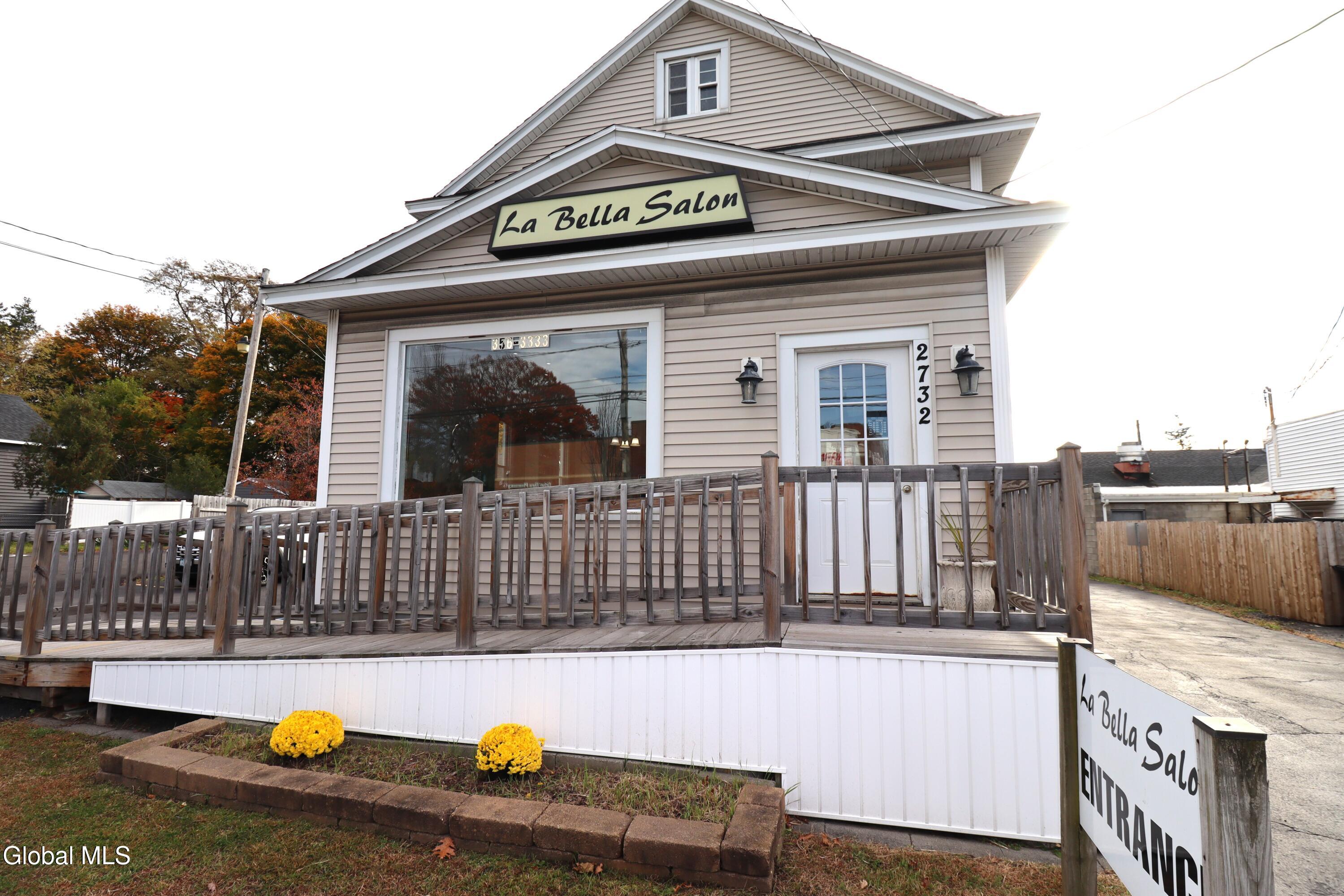 2732 Guilderland Avenue Schenectady NY 12306