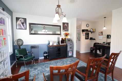 2732 Guilderland Avenue Schenectady NY 12306