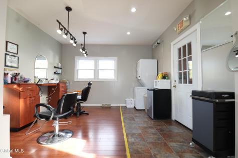 2732 Guilderland Avenue Schenectady NY 12306