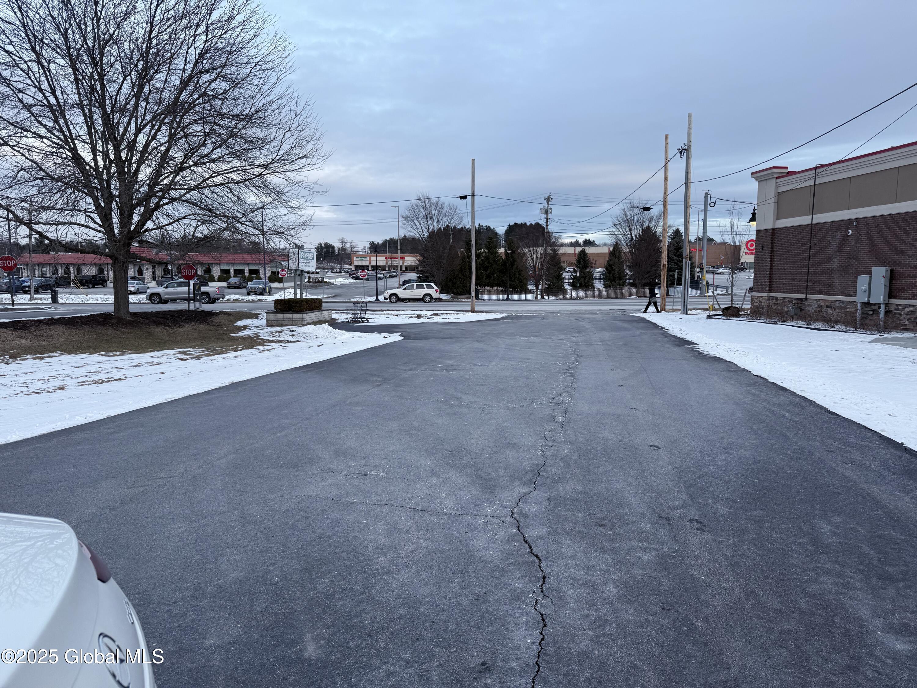 235 Saratoga Road Glenville NY 12302