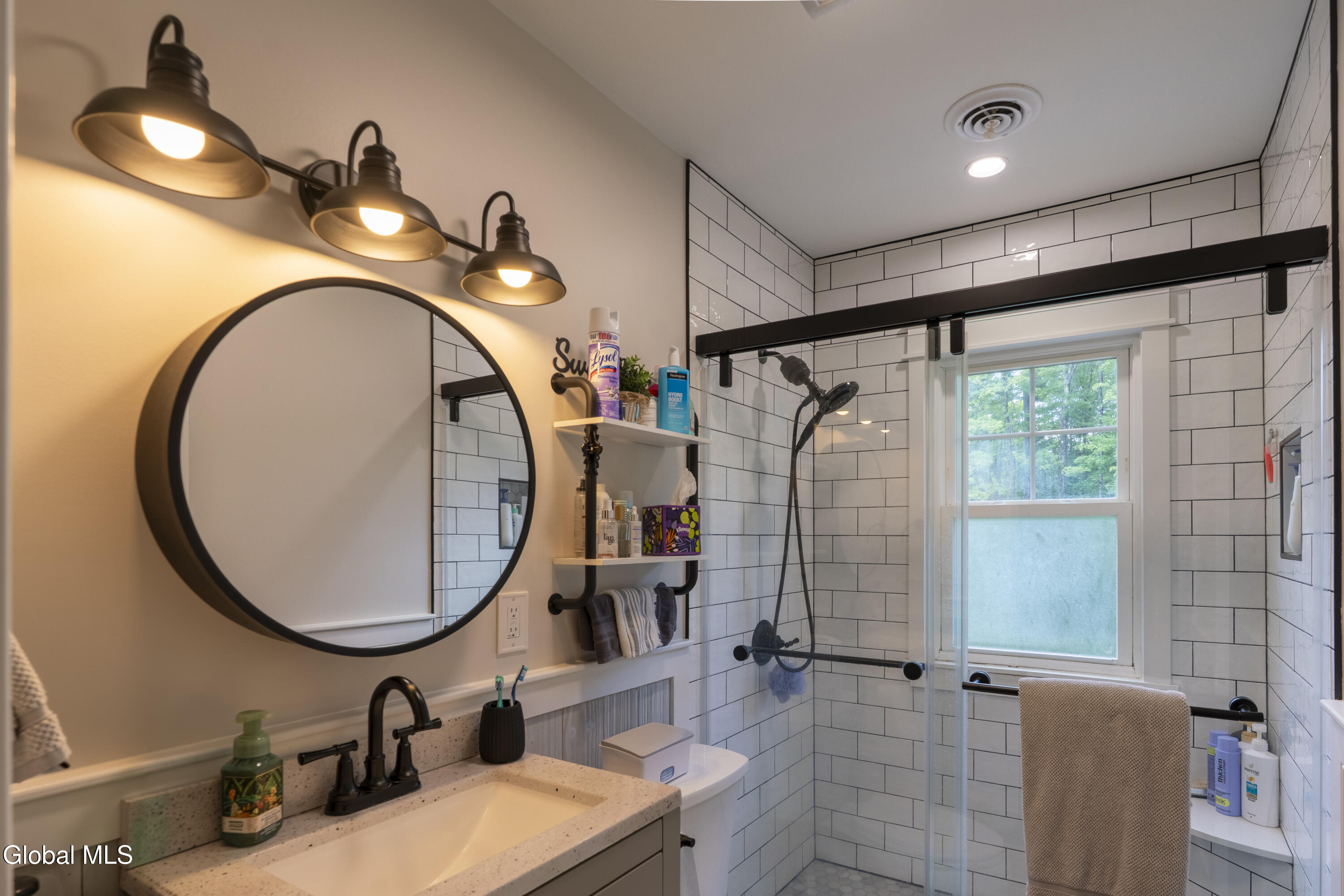 14 Mcgee Lane Saratoga Springs NY 12866