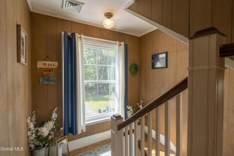 14 Mcgee Lane Saratoga Springs NY 12866
