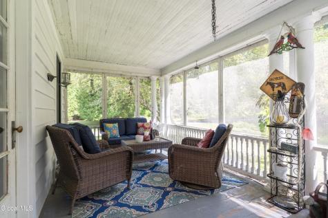 14 Mcgee Lane Saratoga Springs NY 12866