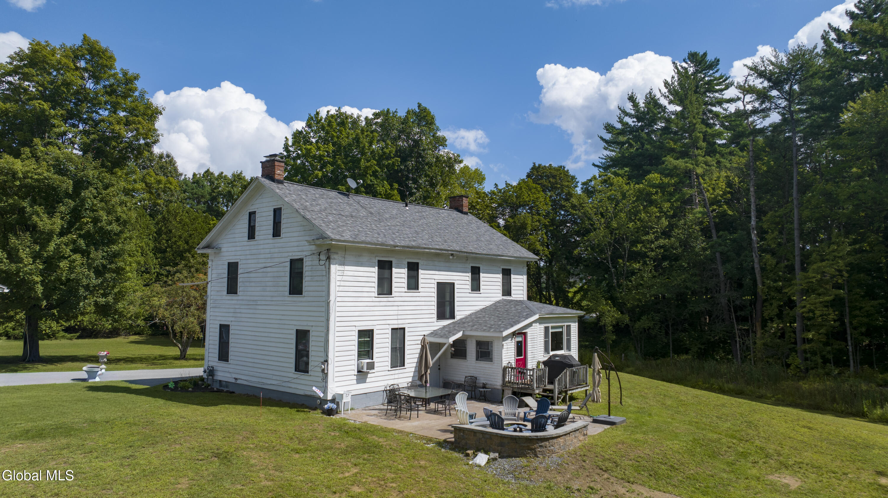14 Mcgee Lane Saratoga Springs NY 12866