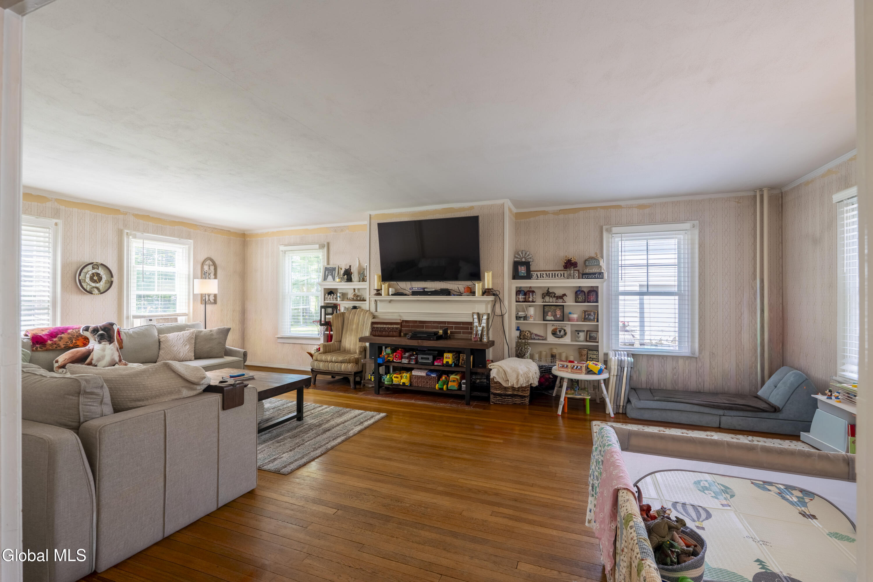 14 Mcgee Lane Saratoga Springs NY 12866