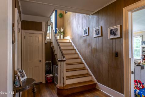 14 Mcgee Lane Saratoga Springs NY 12866