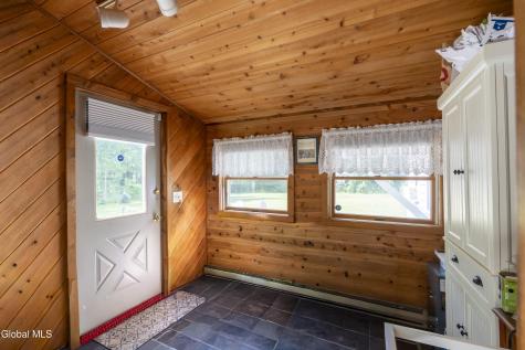 14 Mcgee Lane Saratoga Springs NY 12866