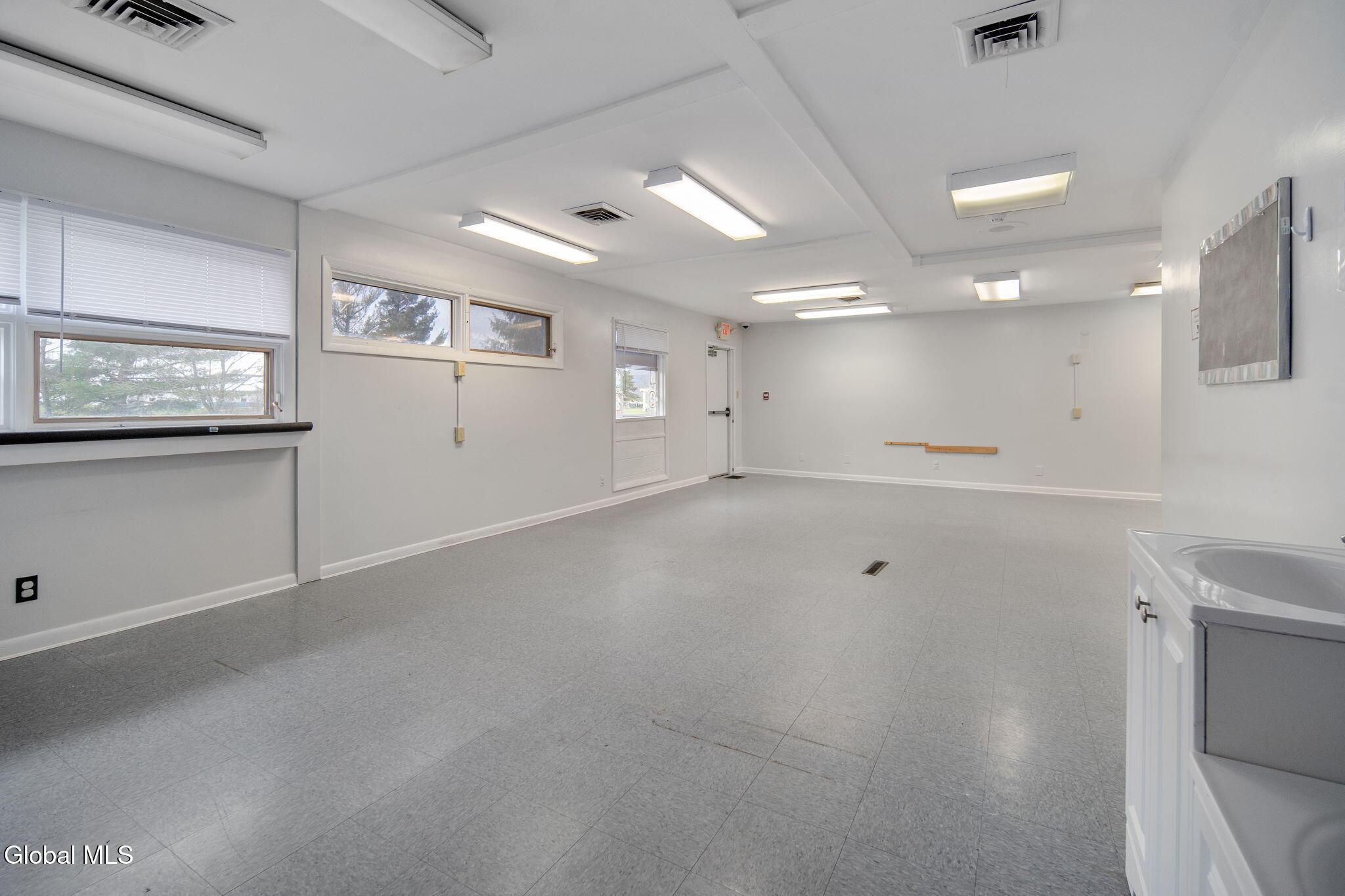 4956 Ny-30 Schoharie NY 12157