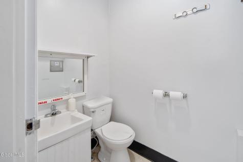 4956 Ny-30 Schoharie NY 12157