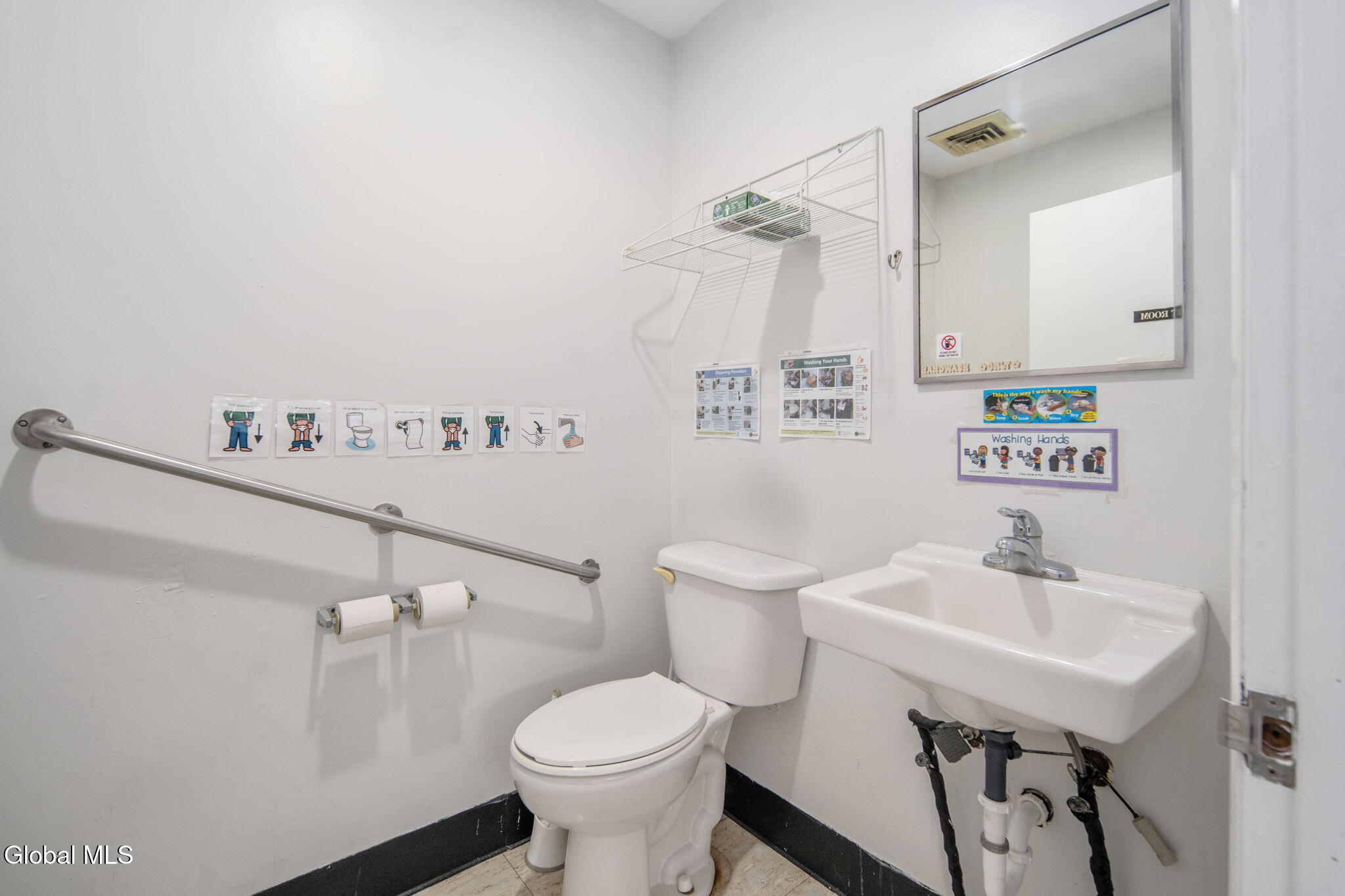 4956 Ny-30 Schoharie NY 12157