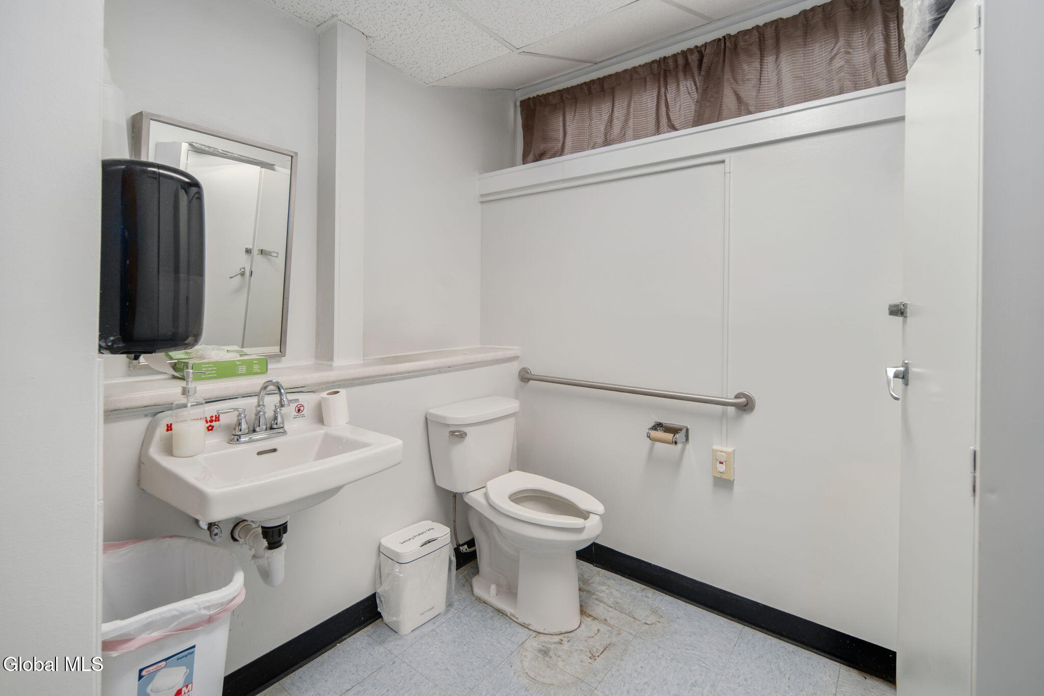 4956 Ny-30 Schoharie NY 12157