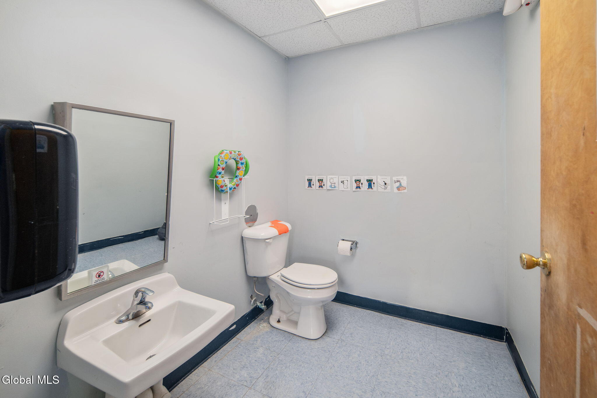 4956 Ny-30 Schoharie NY 12157
