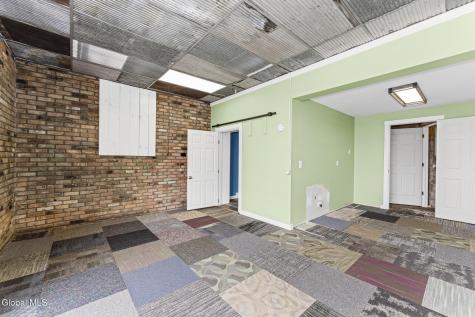 985 Hoosick Road Troy NY 12180