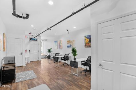402 Broadway Albany NY 12207