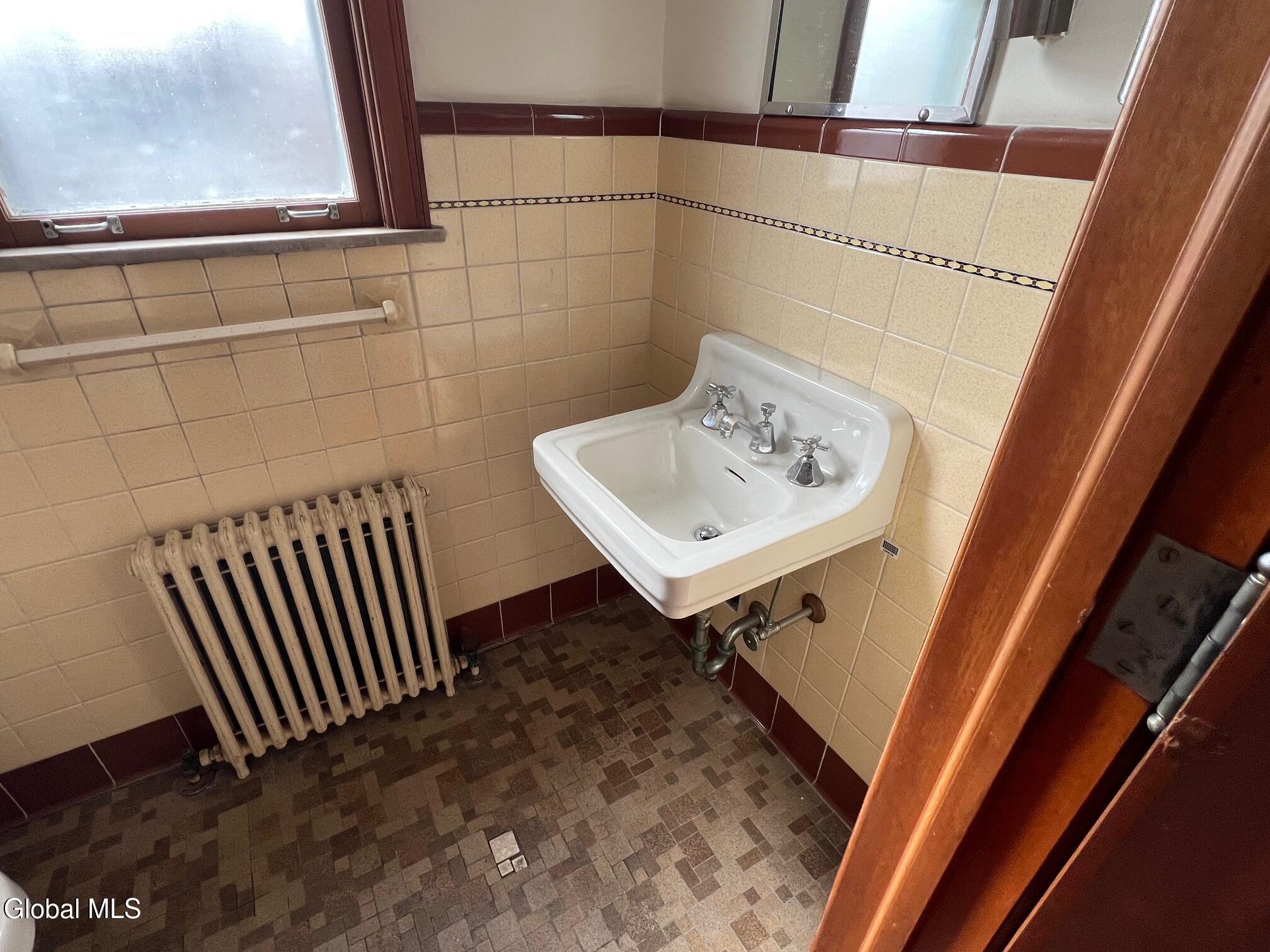 854 Madison Avenue Albany NY 12208