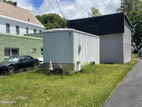 130 Mcclellan Street Schenectady NY 12304