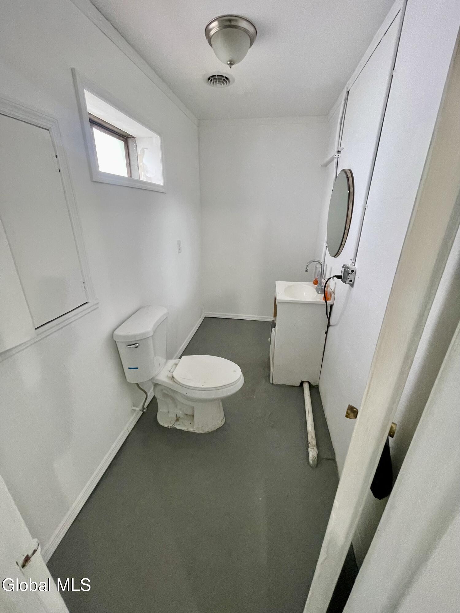 130 Mcclellan Street Schenectady NY 12304