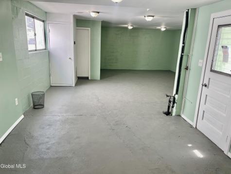 130 Mcclellan Street Schenectady NY 12304