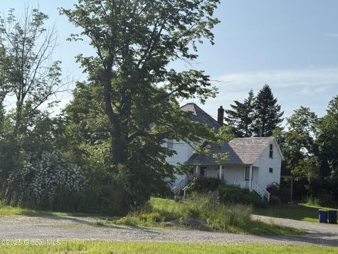 1096 Wicker Street Ticonderoga NY 12883