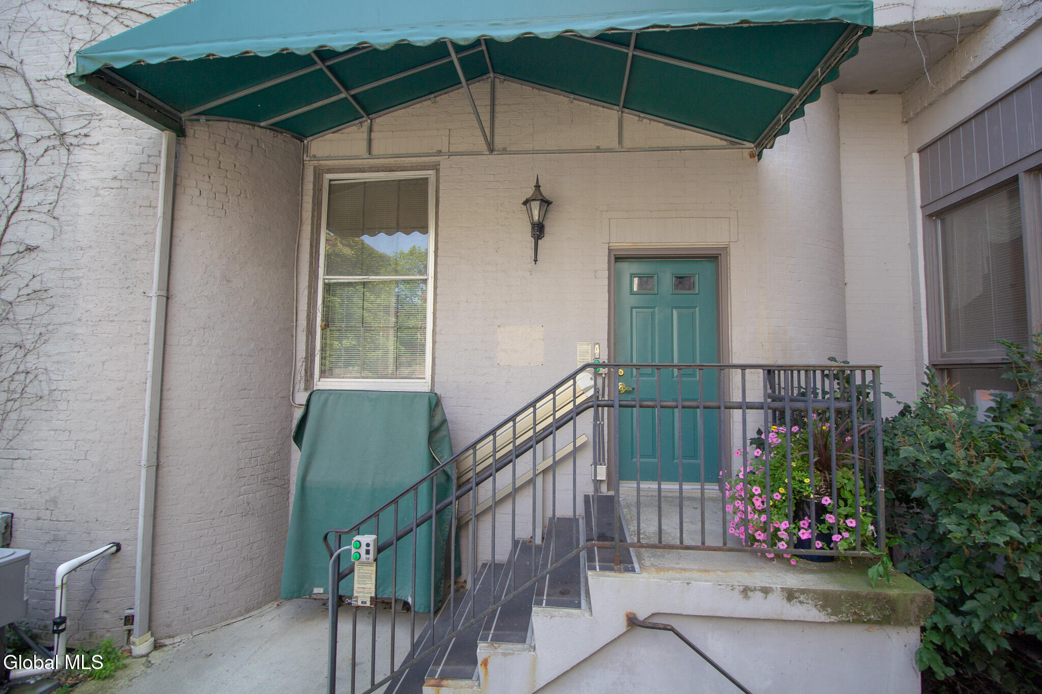 28 2nd Street Troy NY 12180