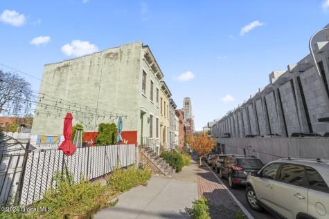 132-134 S Swan Street Albany NY 12210