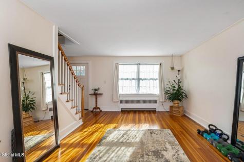 5922-5926 Ny-81 Greenville NY 12083