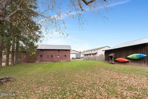 5922-5926 Ny-81 Greenville NY 12083