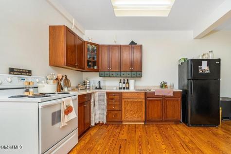 5922-5926 Ny-81 Greenville NY 12083