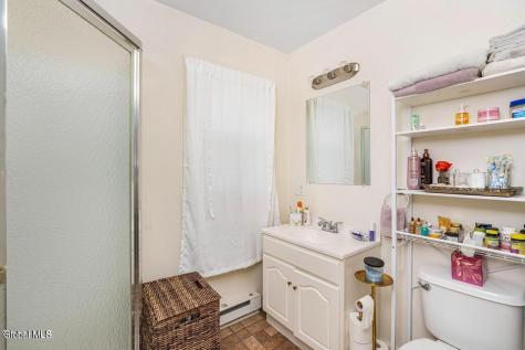 5922-5926 Ny-81 Greenville NY 12083