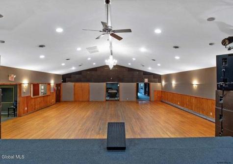 405 Hudson River Road Halfmoon NY 12188