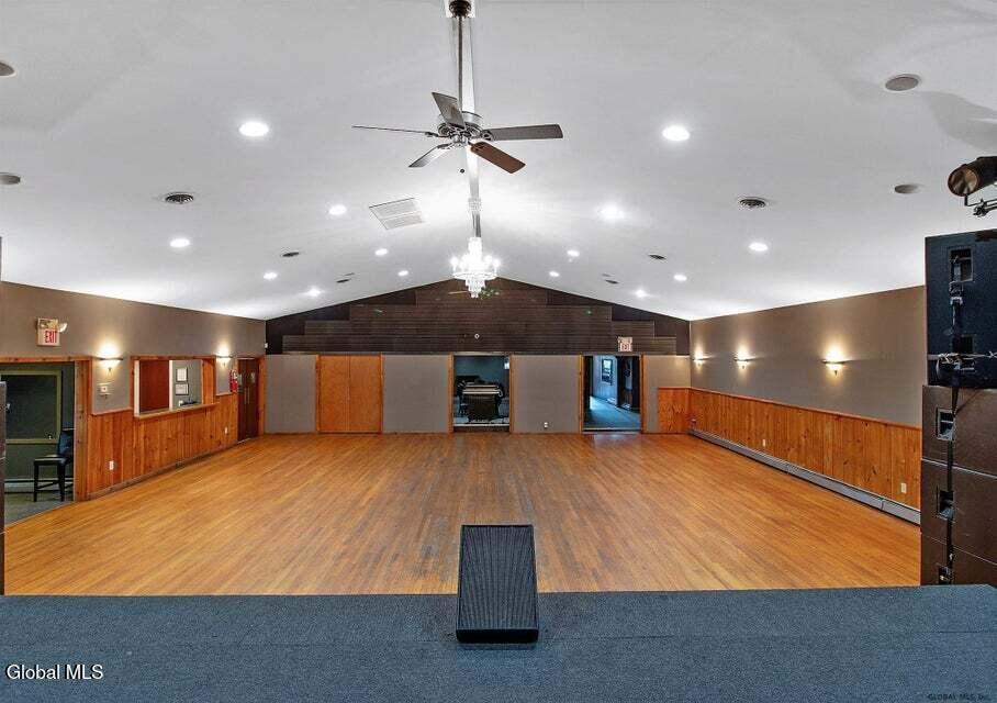 405 Hudson River Road Halfmoon NY 12188