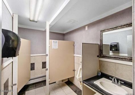 405 Hudson River Road Halfmoon NY 12188