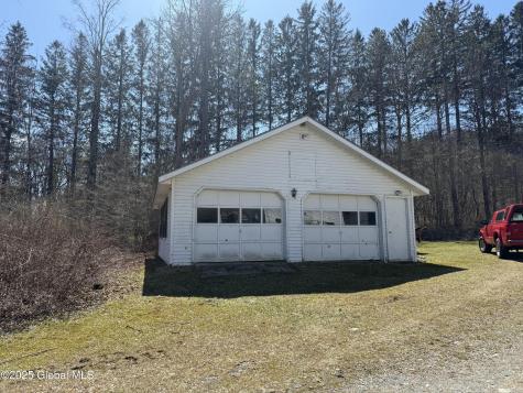 17971 Ny-22 Berlin NY 12022