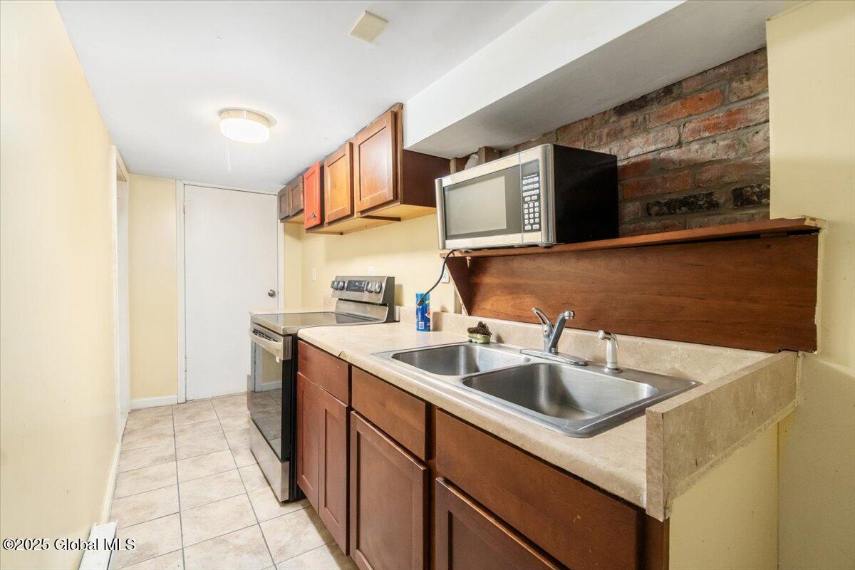 397 Clinton Avenue Albany NY 12206