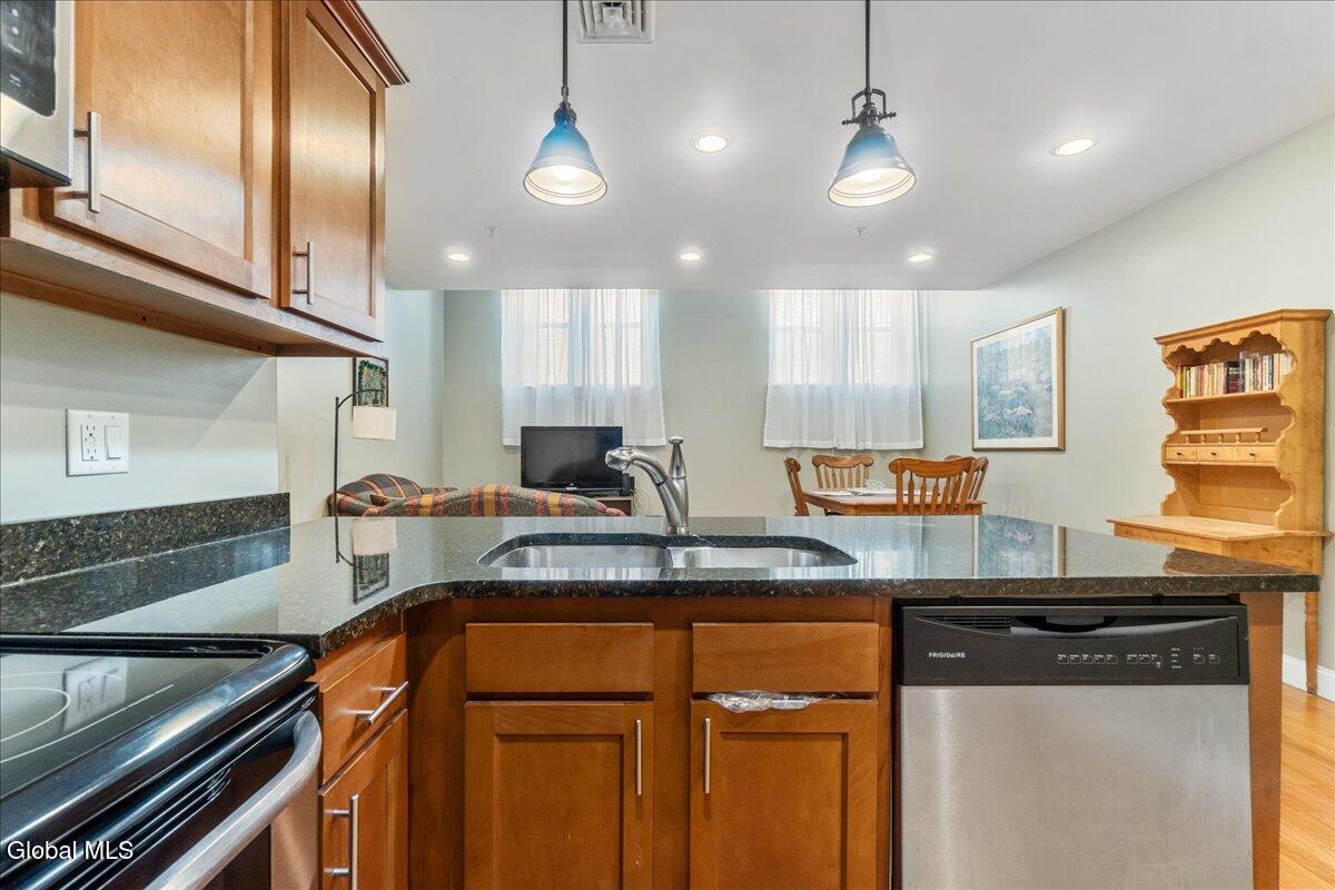 260 Washington Avenue Albany NY 12210