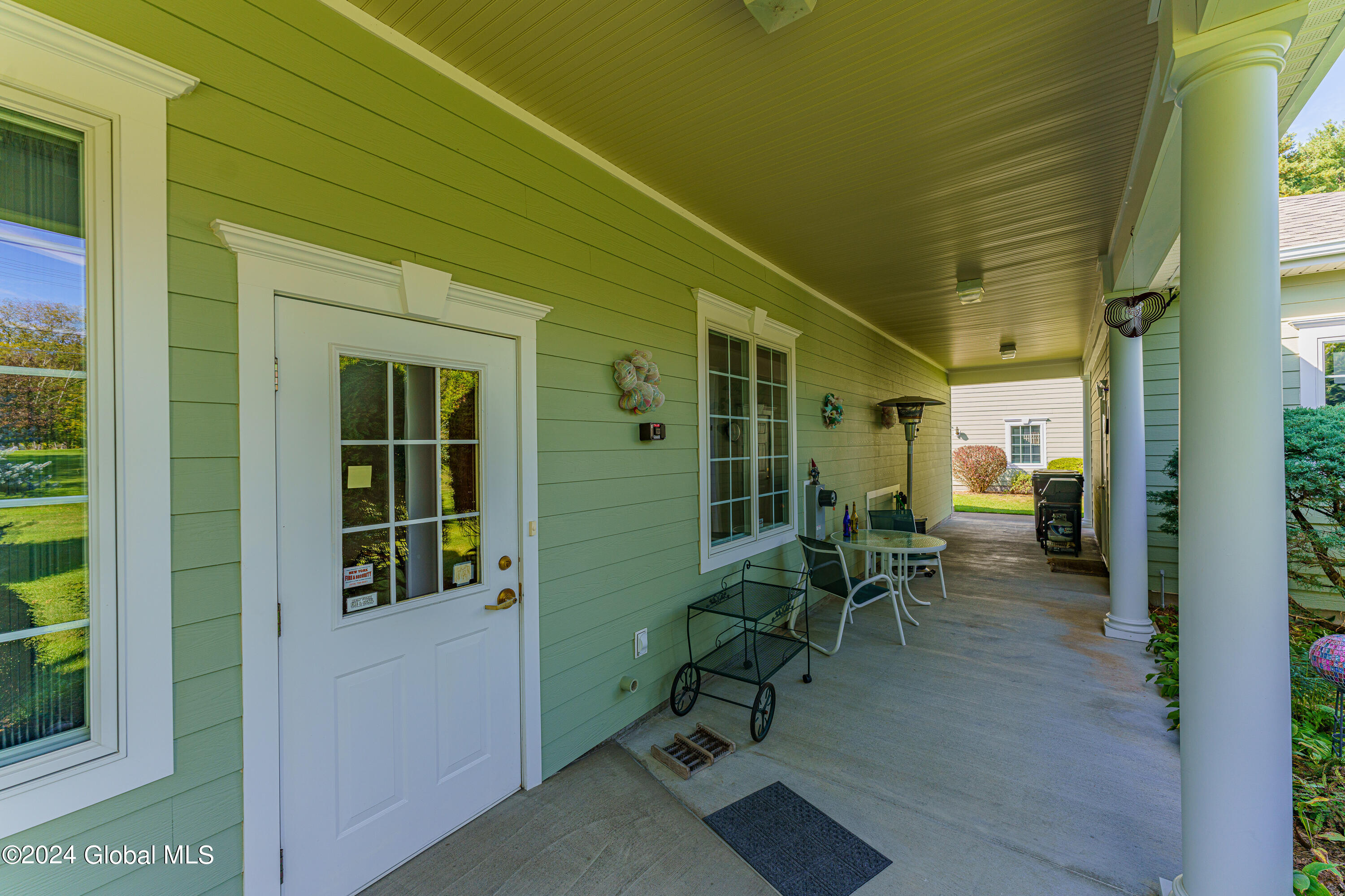 16 Hunter Brook Lane Queensbury NY 12804