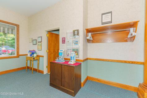 16 Hunter Brook Lane Queensbury NY 12804