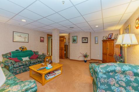 16 Hunter Brook Lane Queensbury NY 12804