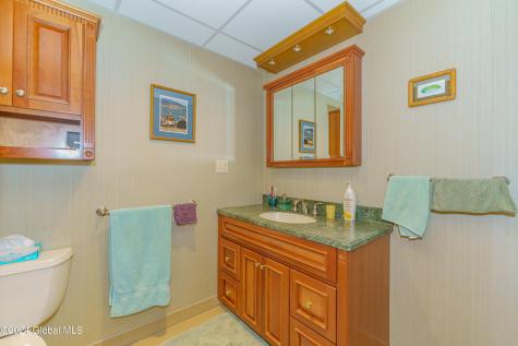 16 Hunter Brook Lane Queensbury NY 12804