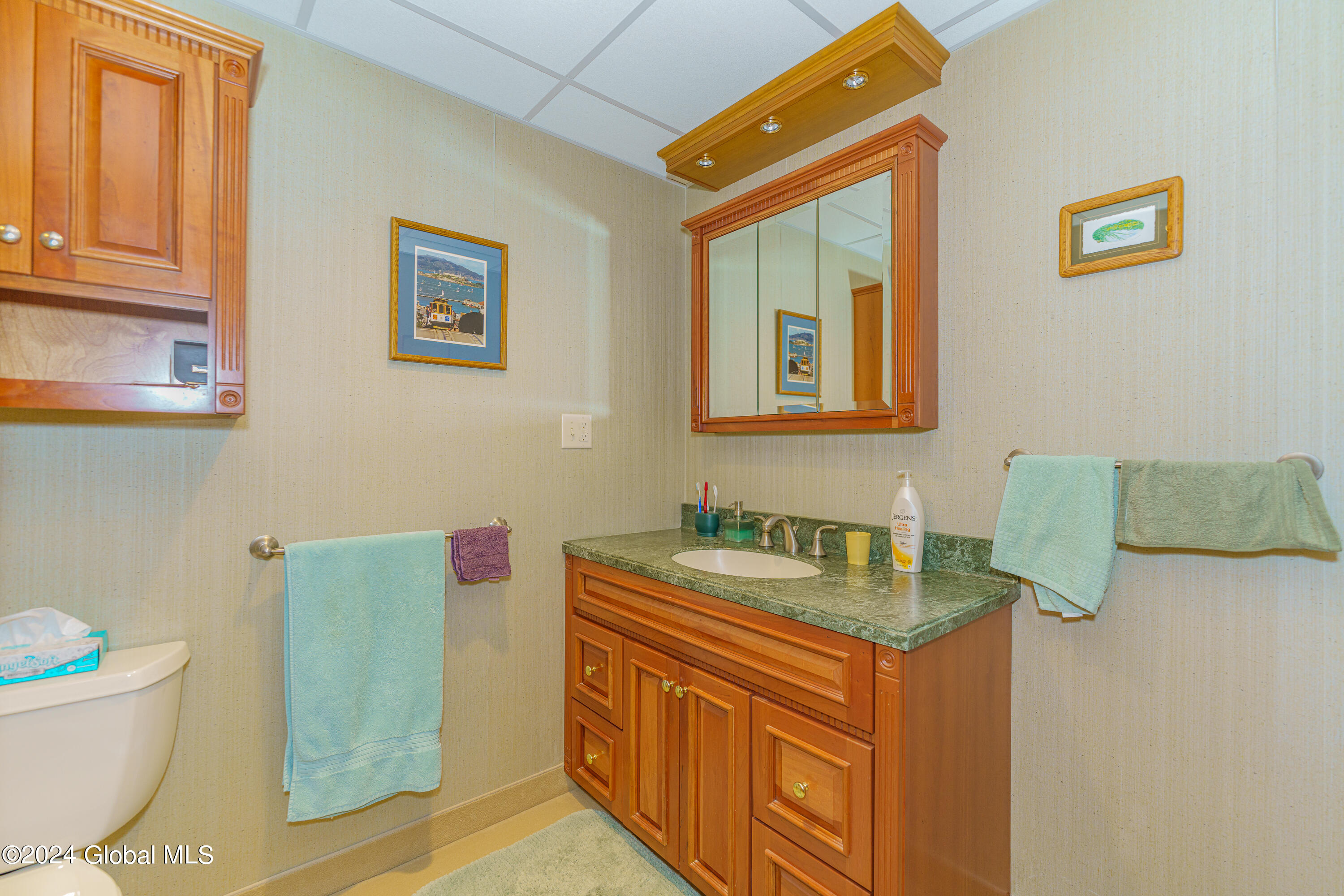 16 Hunter Brook Lane Queensbury NY 12804