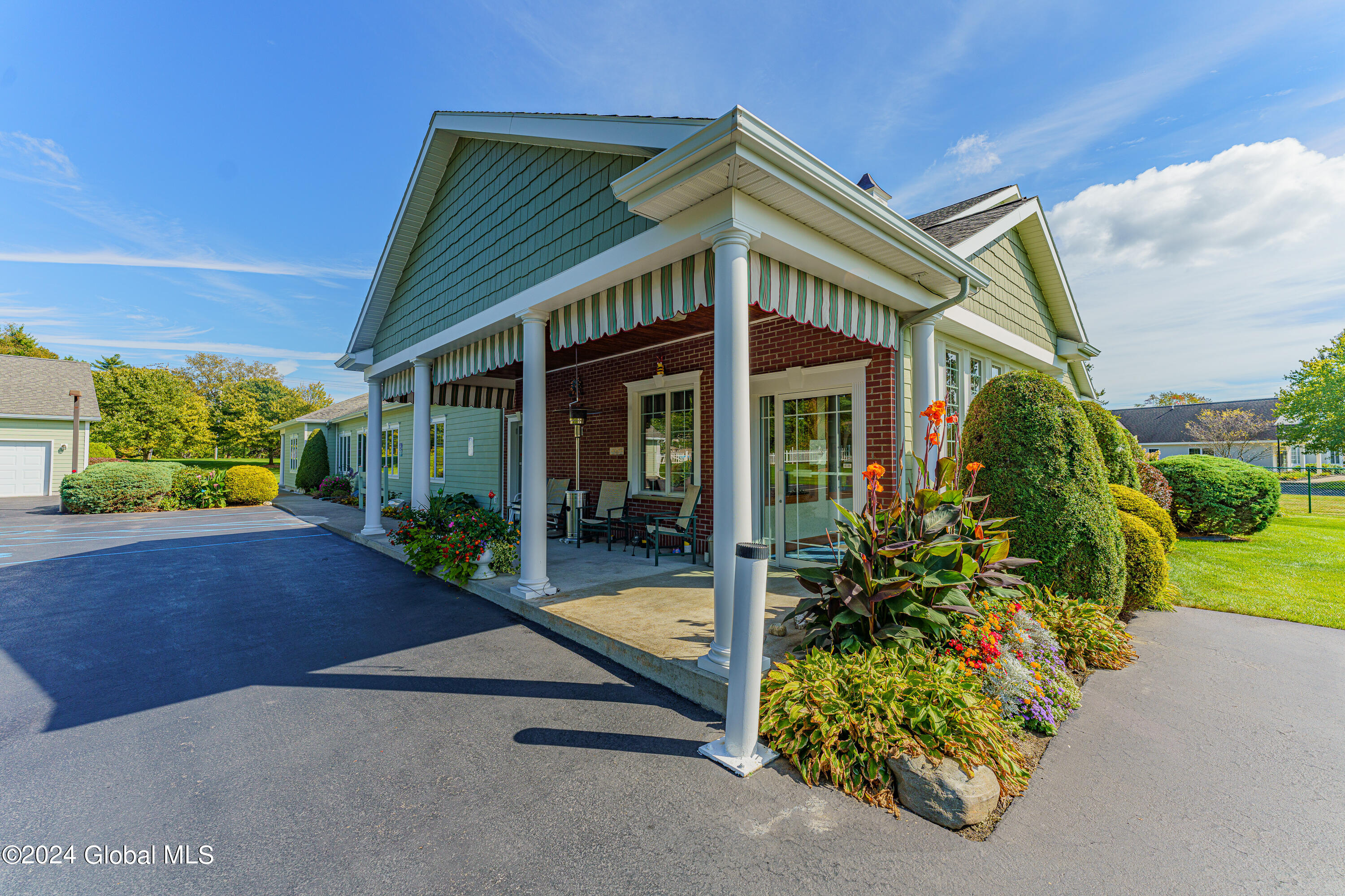 16 Hunter Brook Lane Queensbury NY 12804