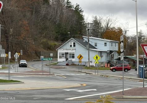 2855 Aqueduct Road Schenectady NY 12309