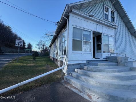 2855 Aqueduct Road Schenectady NY 12309