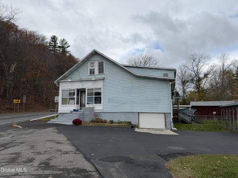 2855 Aqueduct Road Schenectady NY 12309