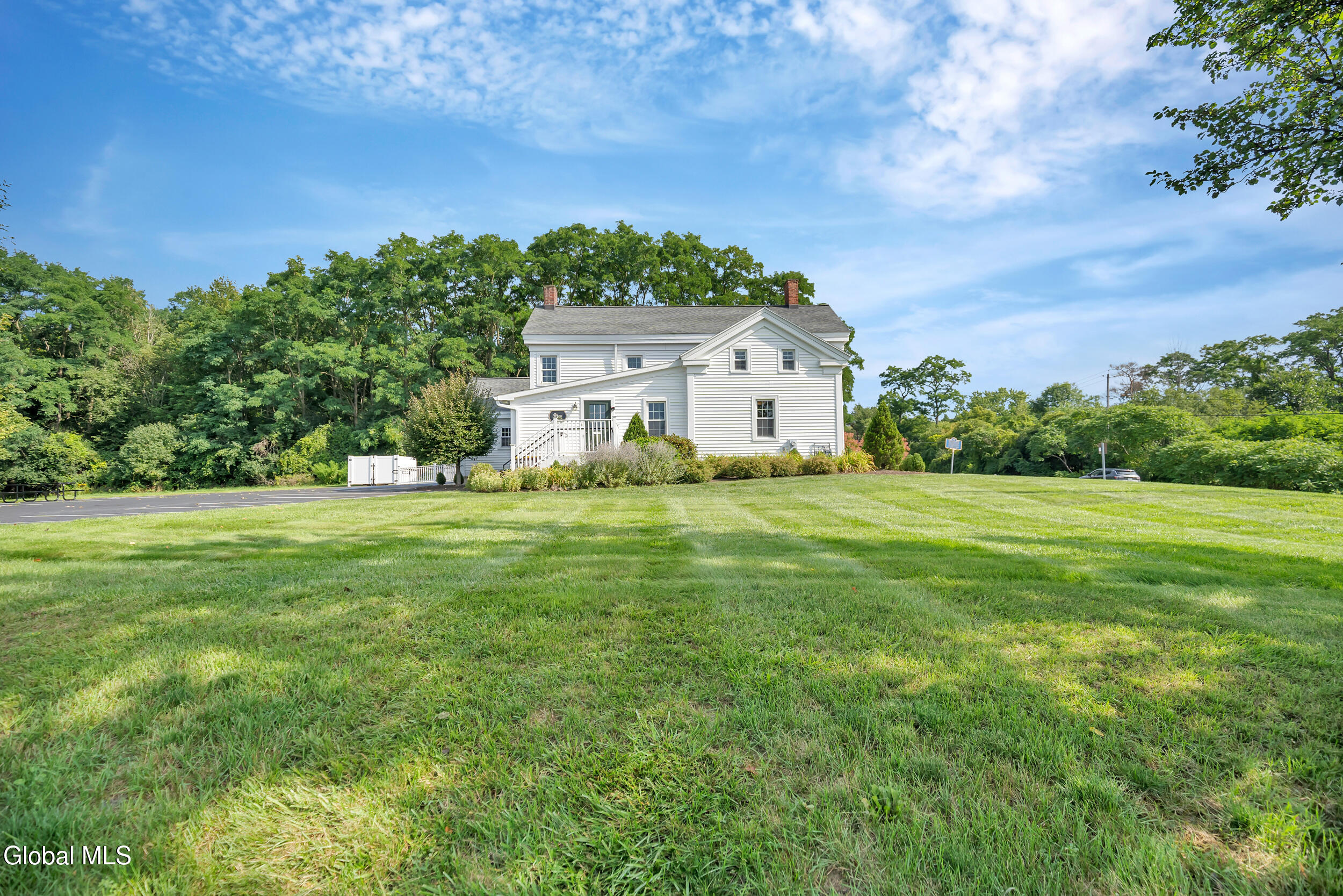 2 Daggett Drive Rexford NY 12148