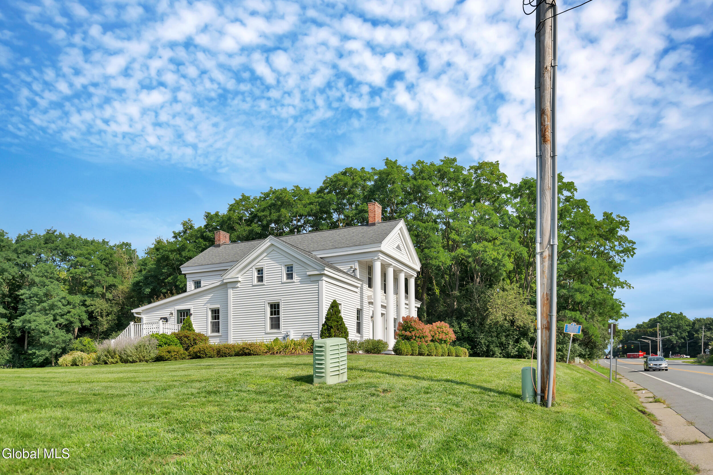 2 Daggett Drive Rexford NY 12148