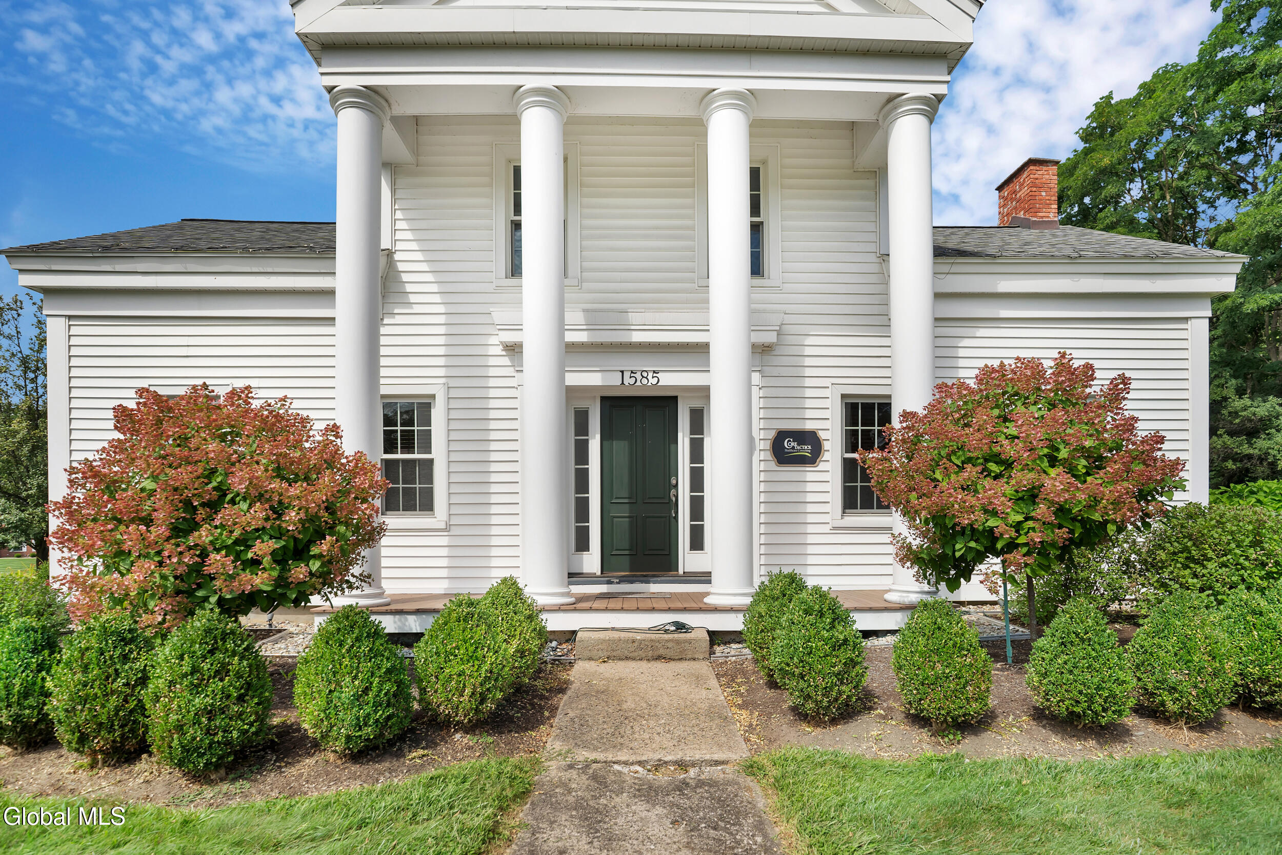 2 Daggett Drive Rexford NY 12148
