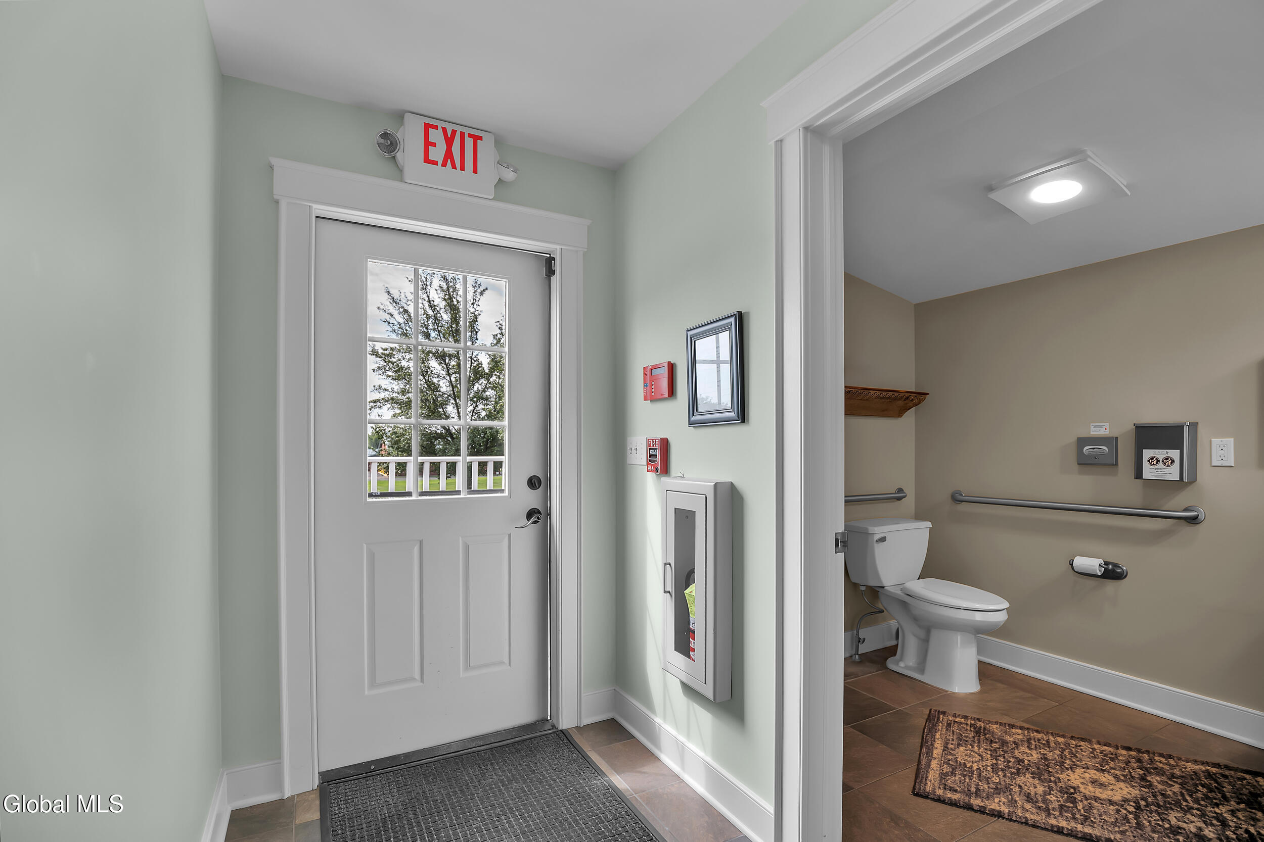 2 Daggett Drive Rexford NY 12148